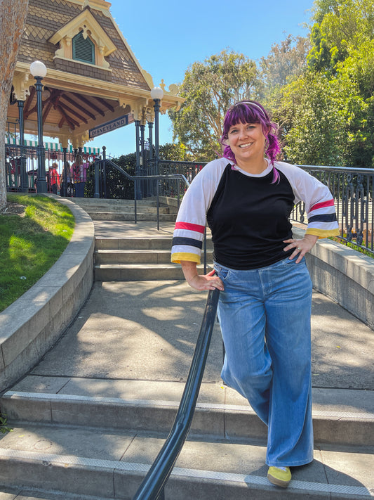 The Classy Tee - Women's Oversized Fit