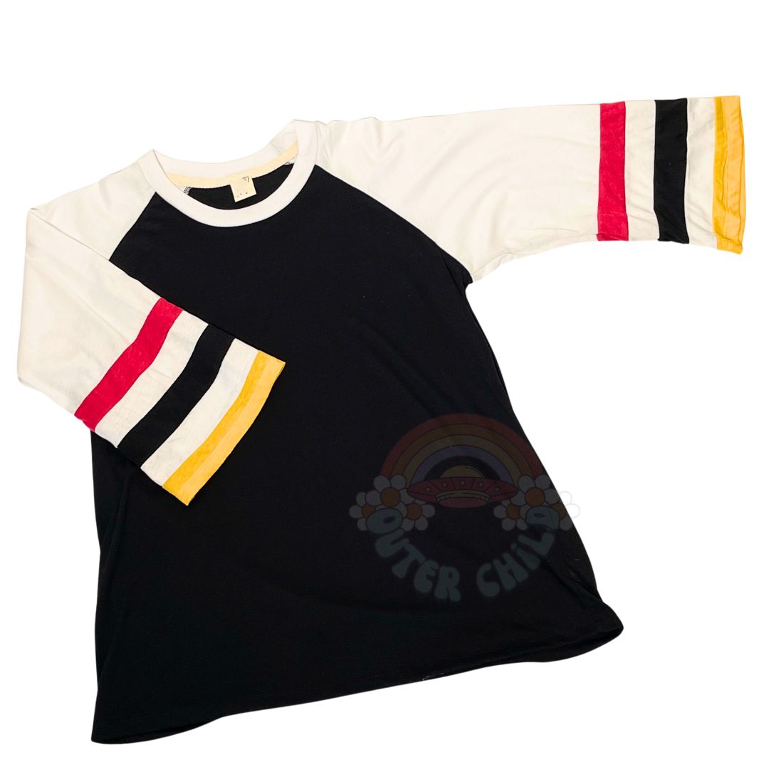 The Classy Tee - Women's Oversized Fit