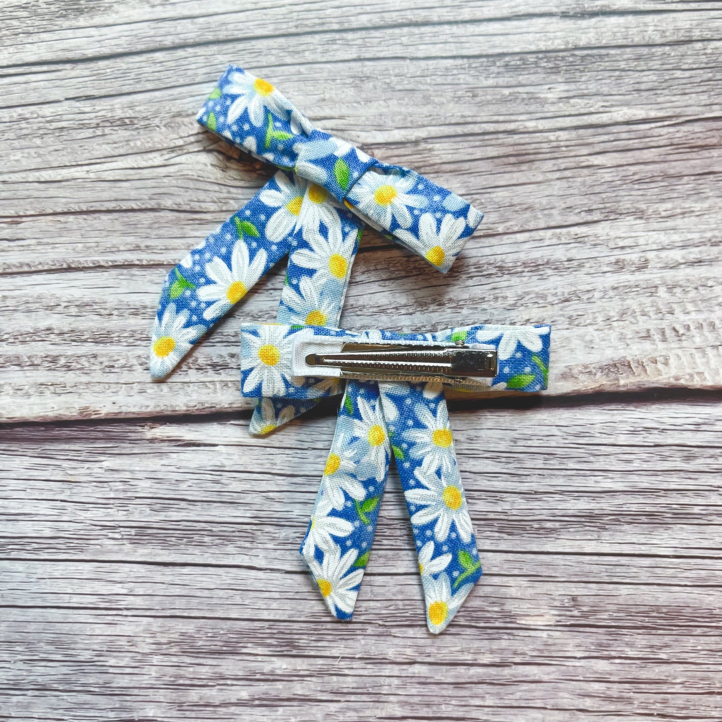 Blue Daisy Vintage Fabric Handmade Hair Bows