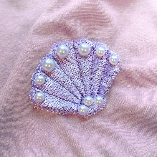 Small Single Shell Hair Clip