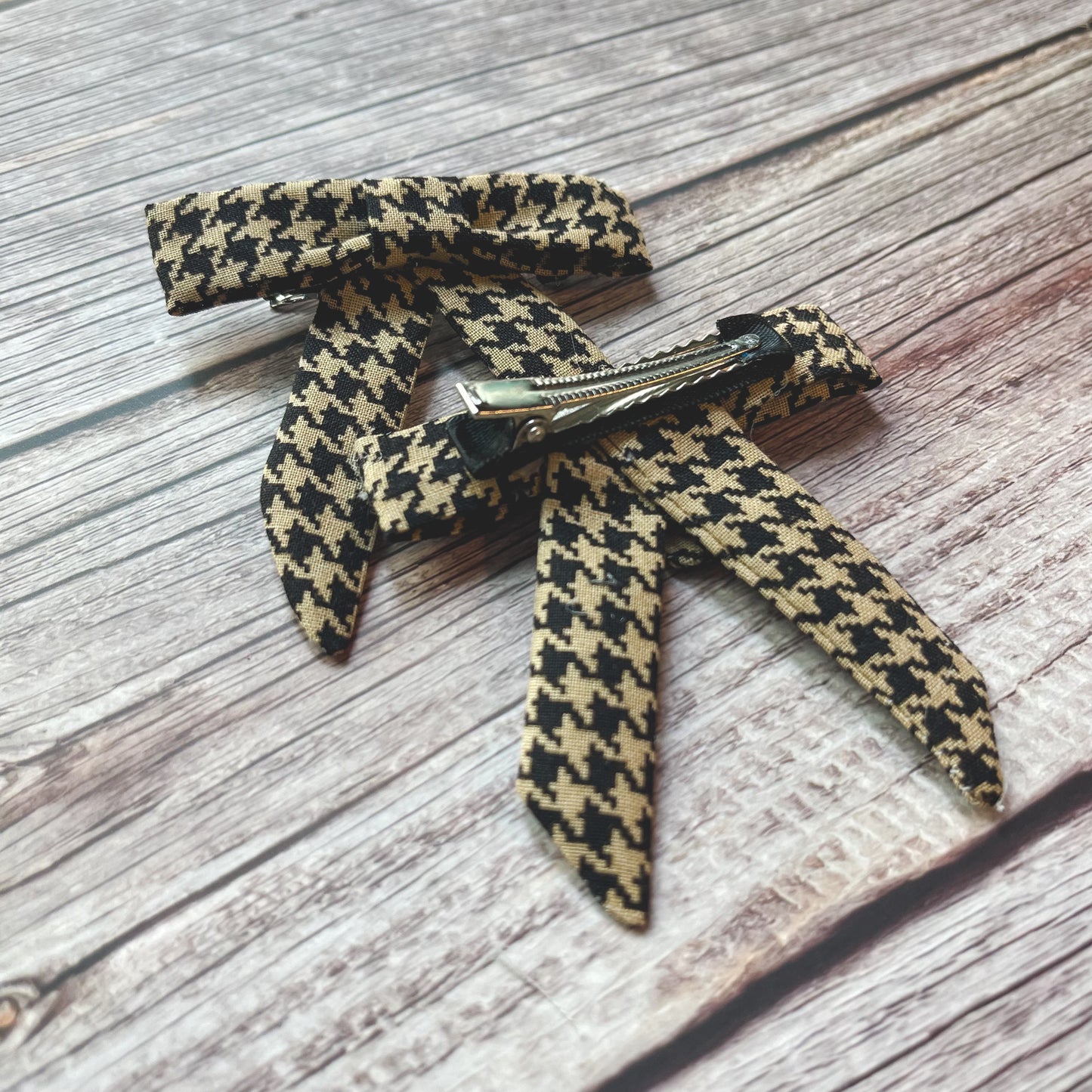 Houndstooth Vintage Fabric Handmade Hair Bows