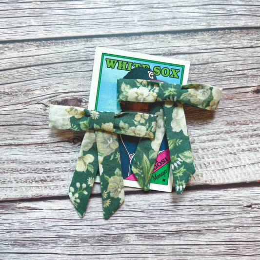Green Floral Vintage Fabric Handmade Hair Bows