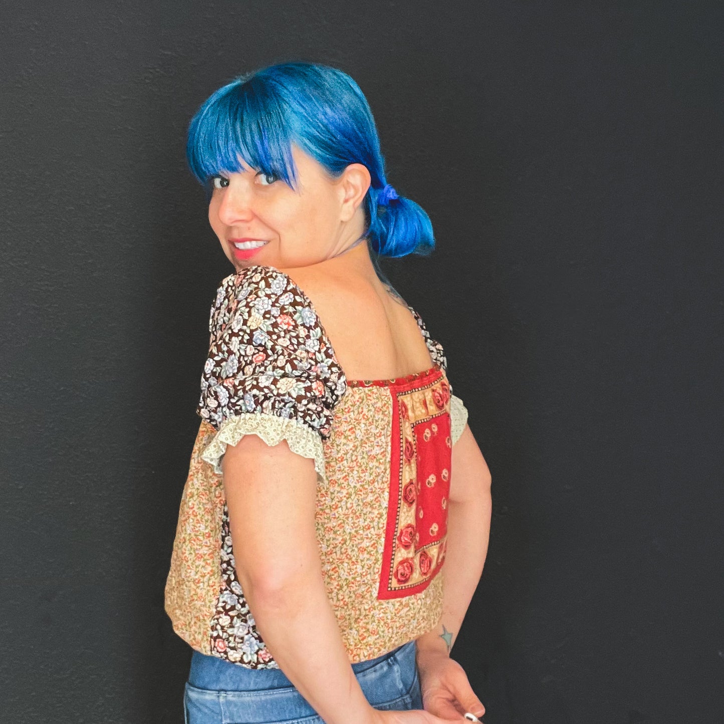 Lasso Cowgirl Puff Sleeve Top Size XS