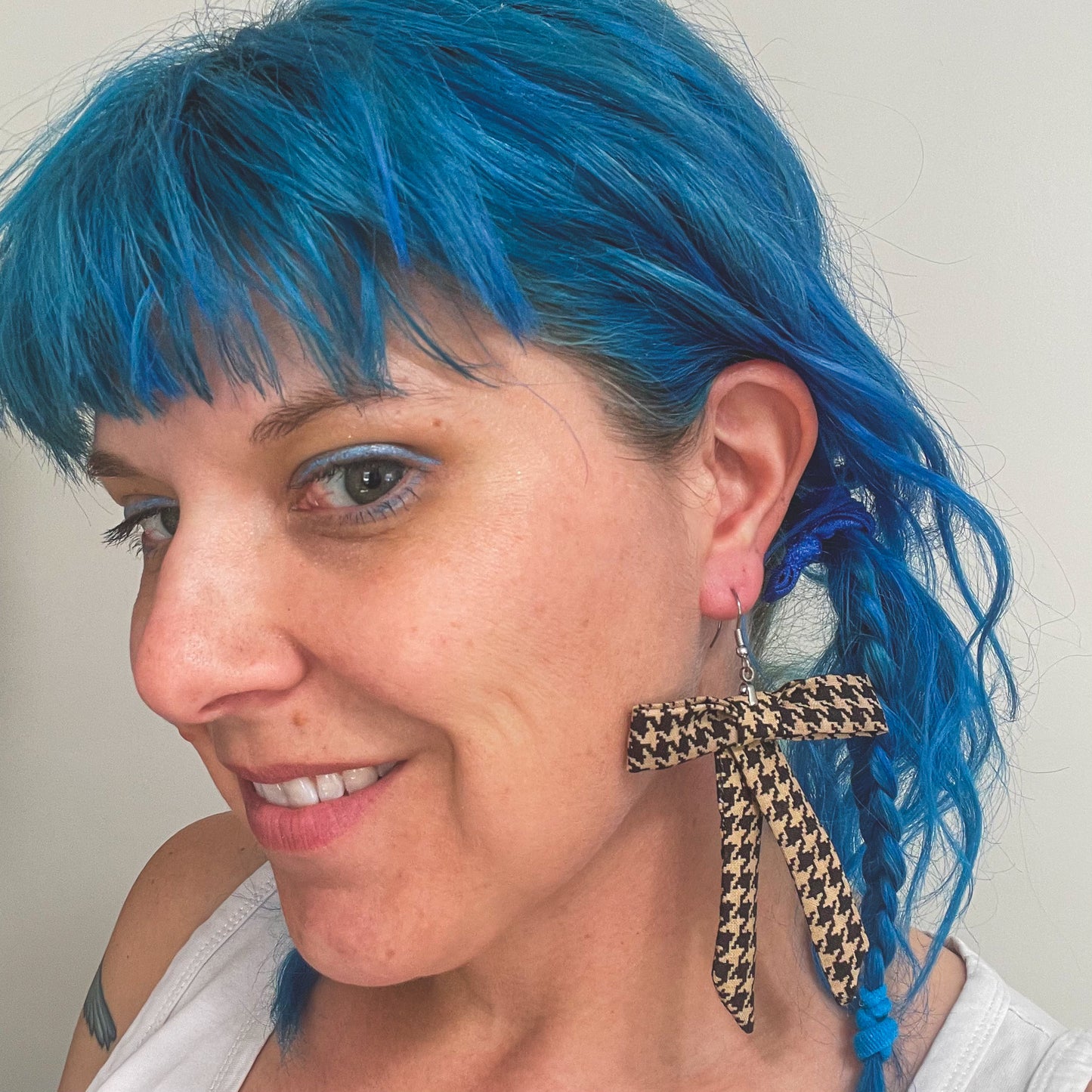 Houndstooth Vintage Fabric Bow Earrings