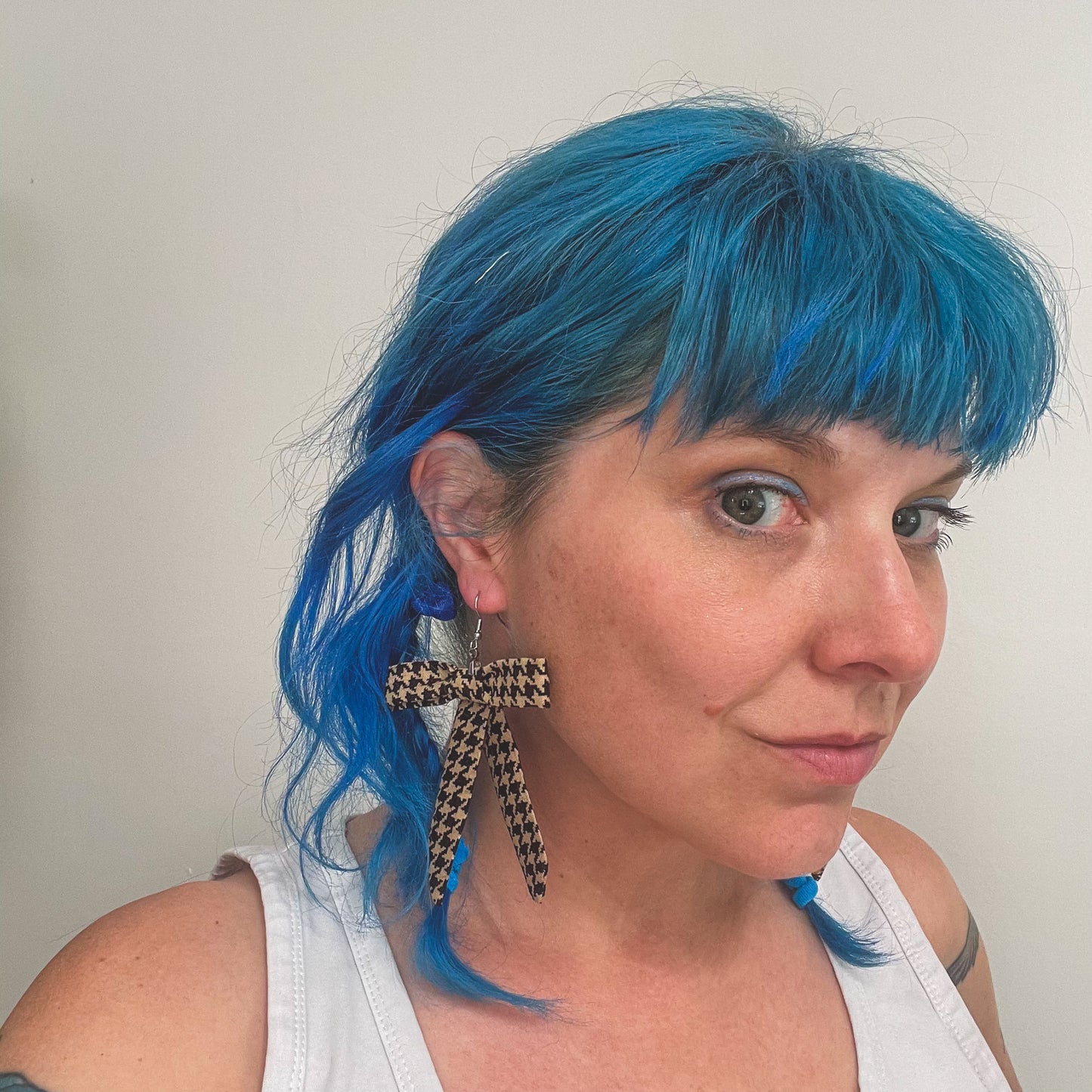 Houndstooth Vintage Fabric Bow Earrings