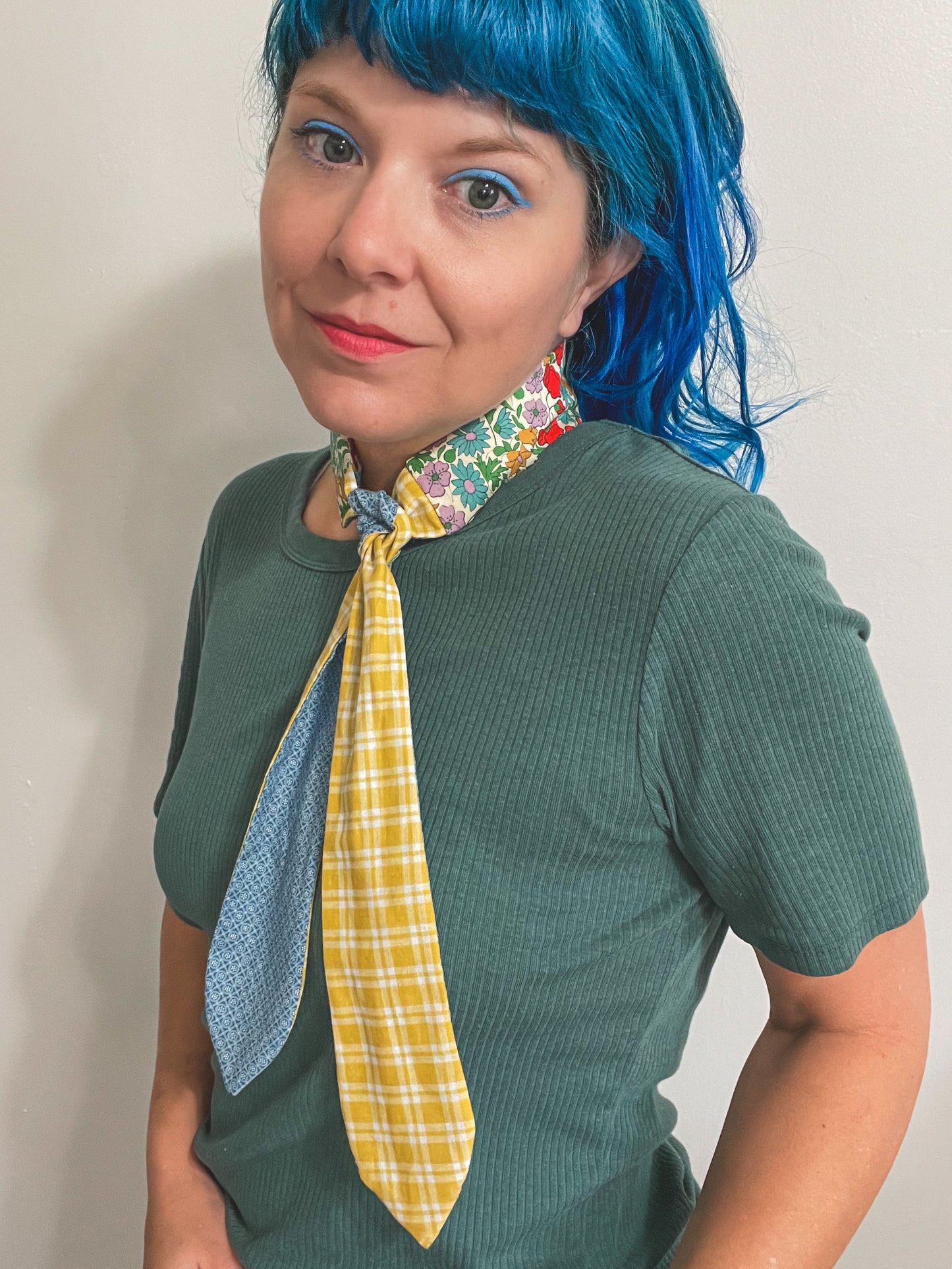Retro Scarf Pattern